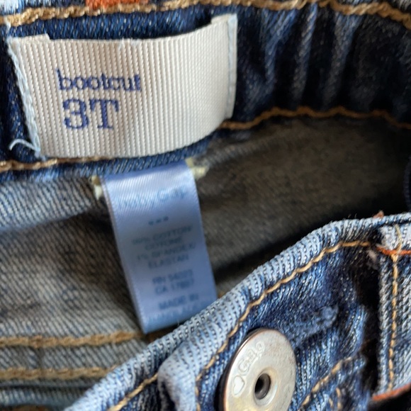 4/$20 Girls Gap Boot Cut Jeans Sz 3 - Picture 2 of 3